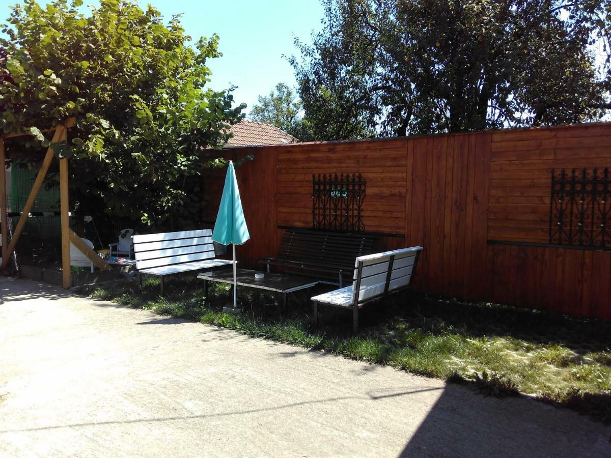 Hostel Pascalis Alesd מראה חיצוני תמונה